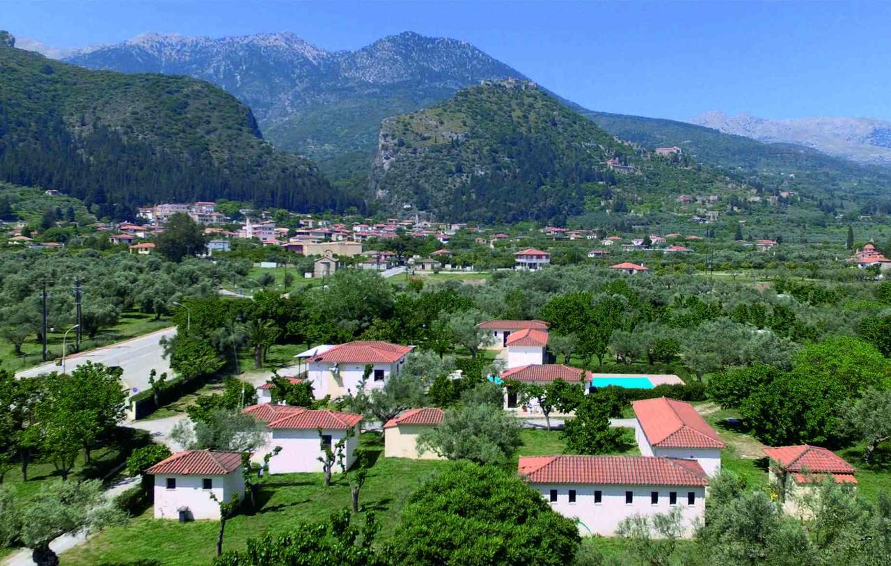 Camping & Bungalows Castle View Mystras Exterior photo